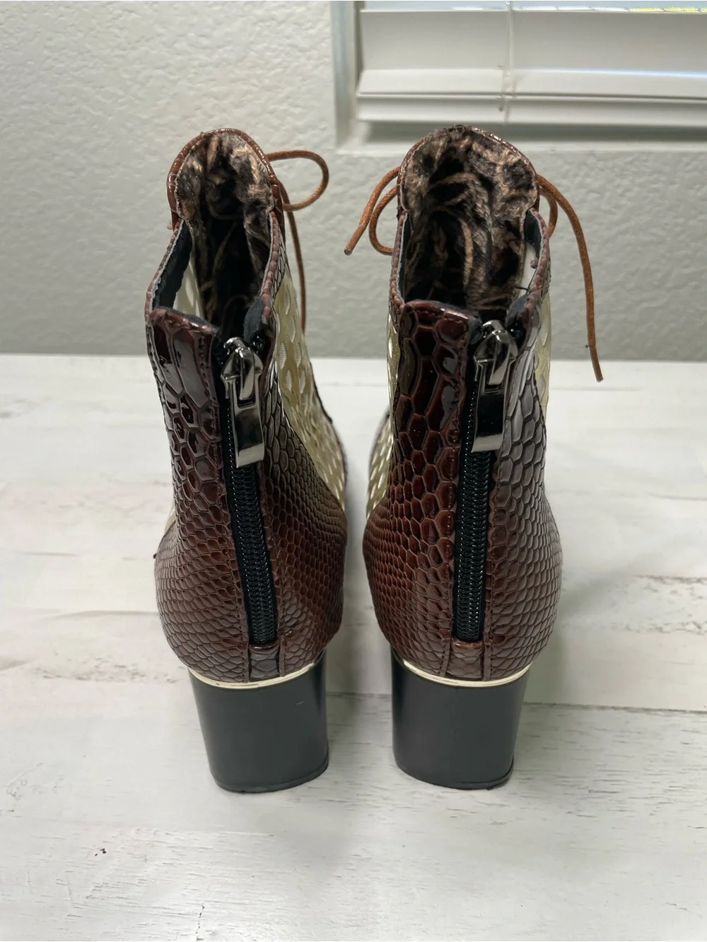 Joeusty Brown Snakeskin Print Lace-Up Cutout Ankle Boots | EU 40 / US 9